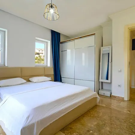 Secluded Near Beach With Private Pool In Kas Villa
